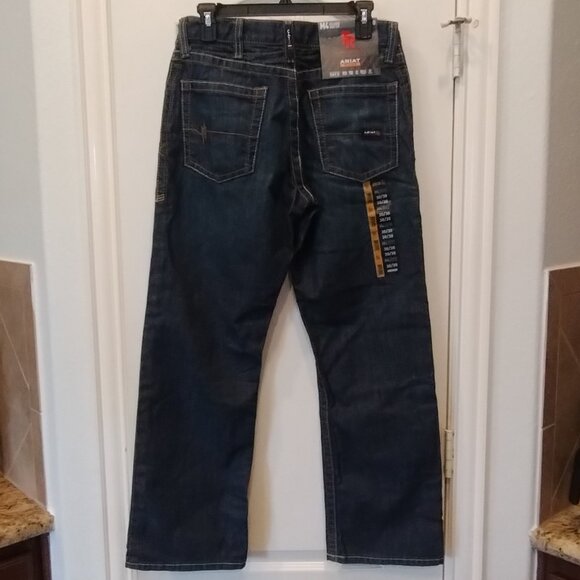 Ariat FR M4 Relaxed Boot Cut Shale Jeans Size 30/30 NWT - Picture 2 of 9